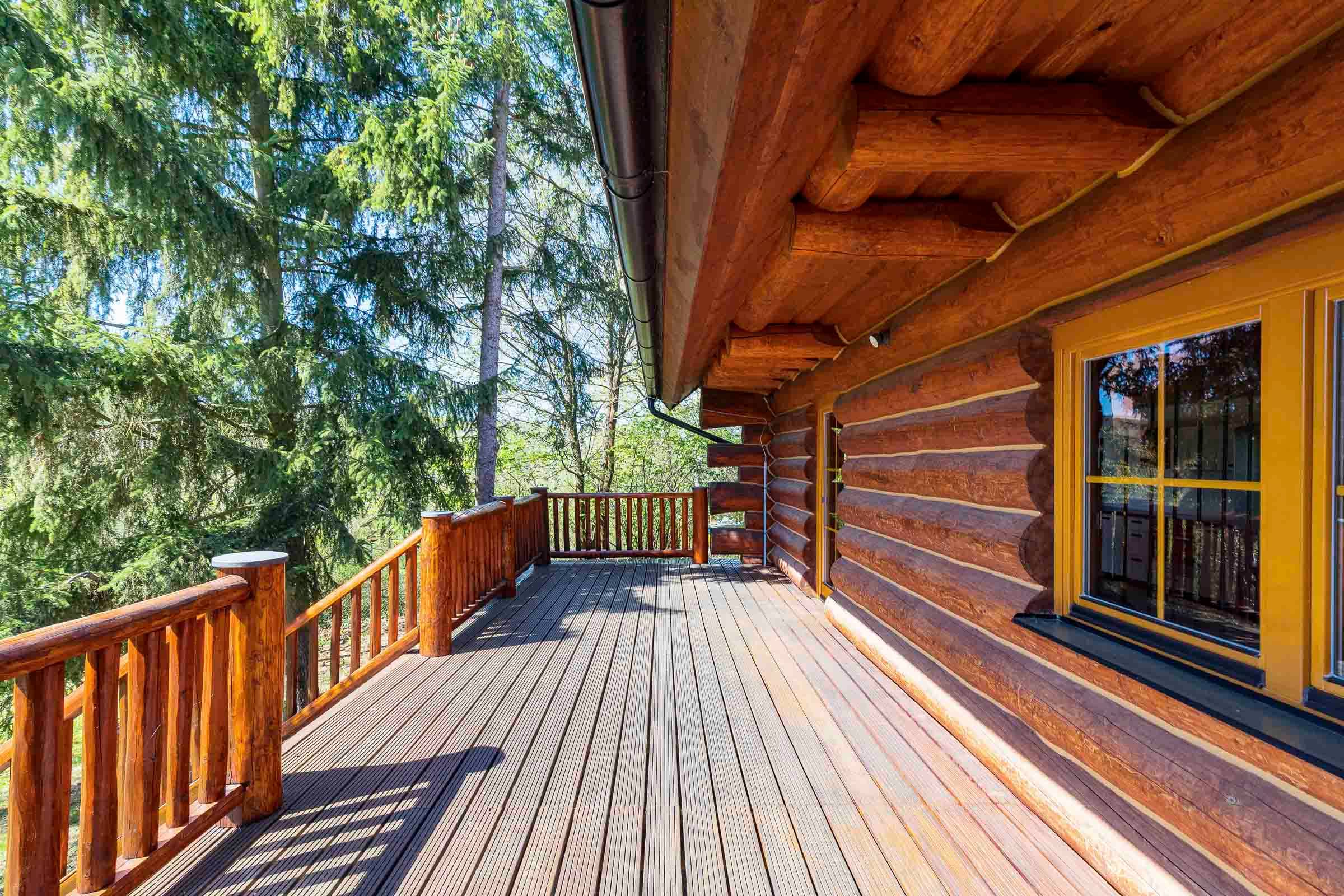 Log cabin Nenacovice