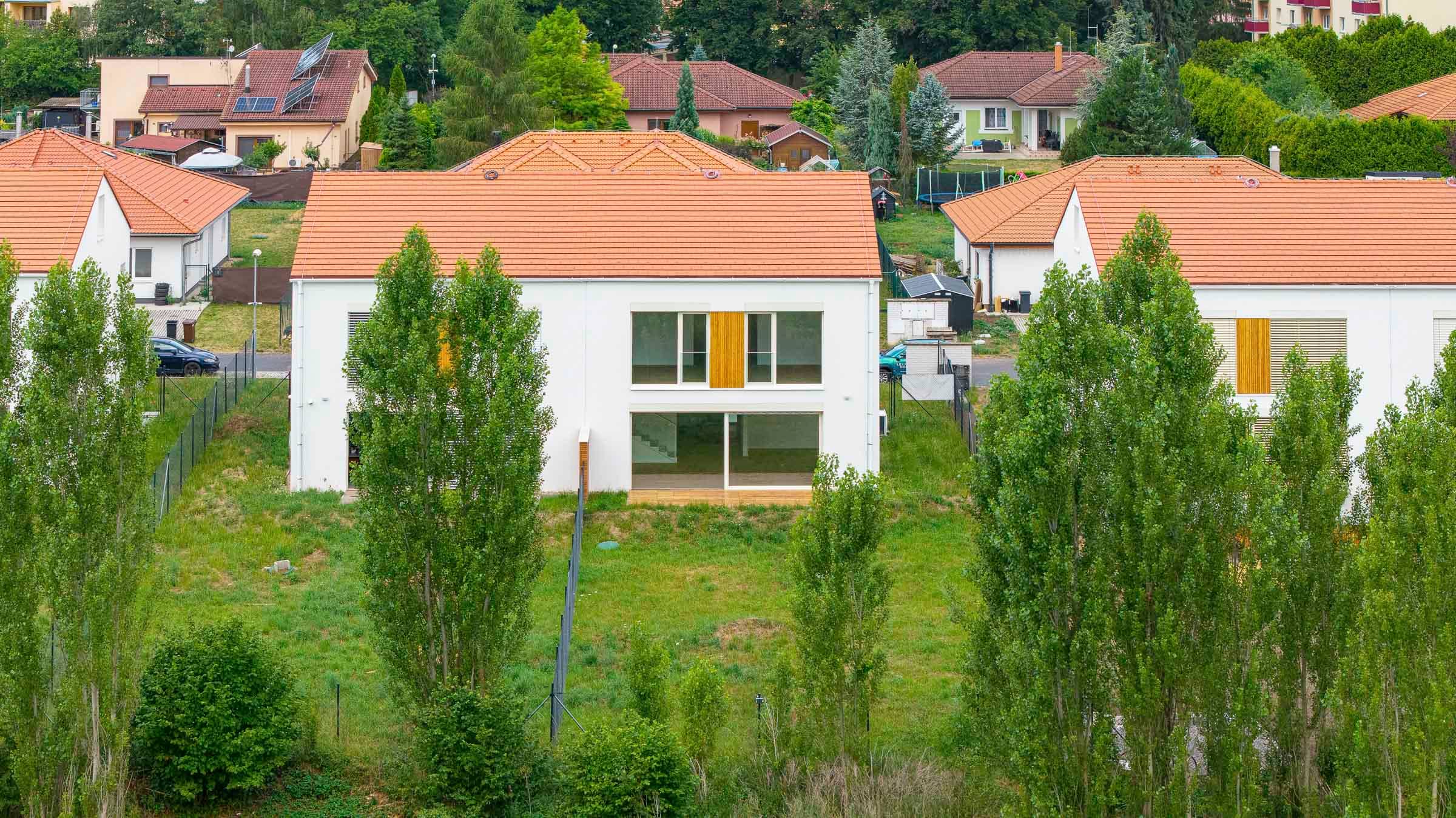 GreenTown Velvary