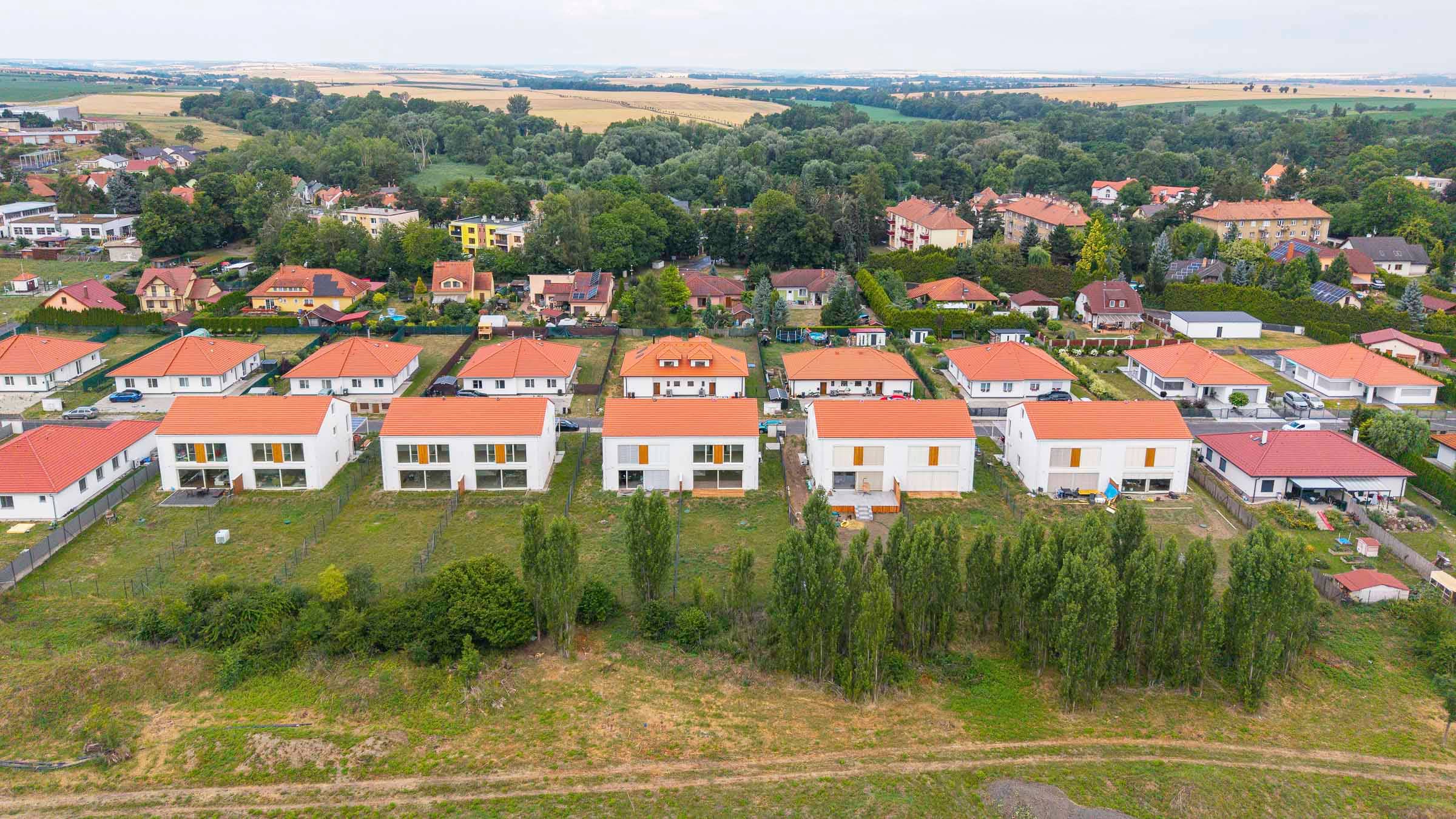 GreenTown Velvary