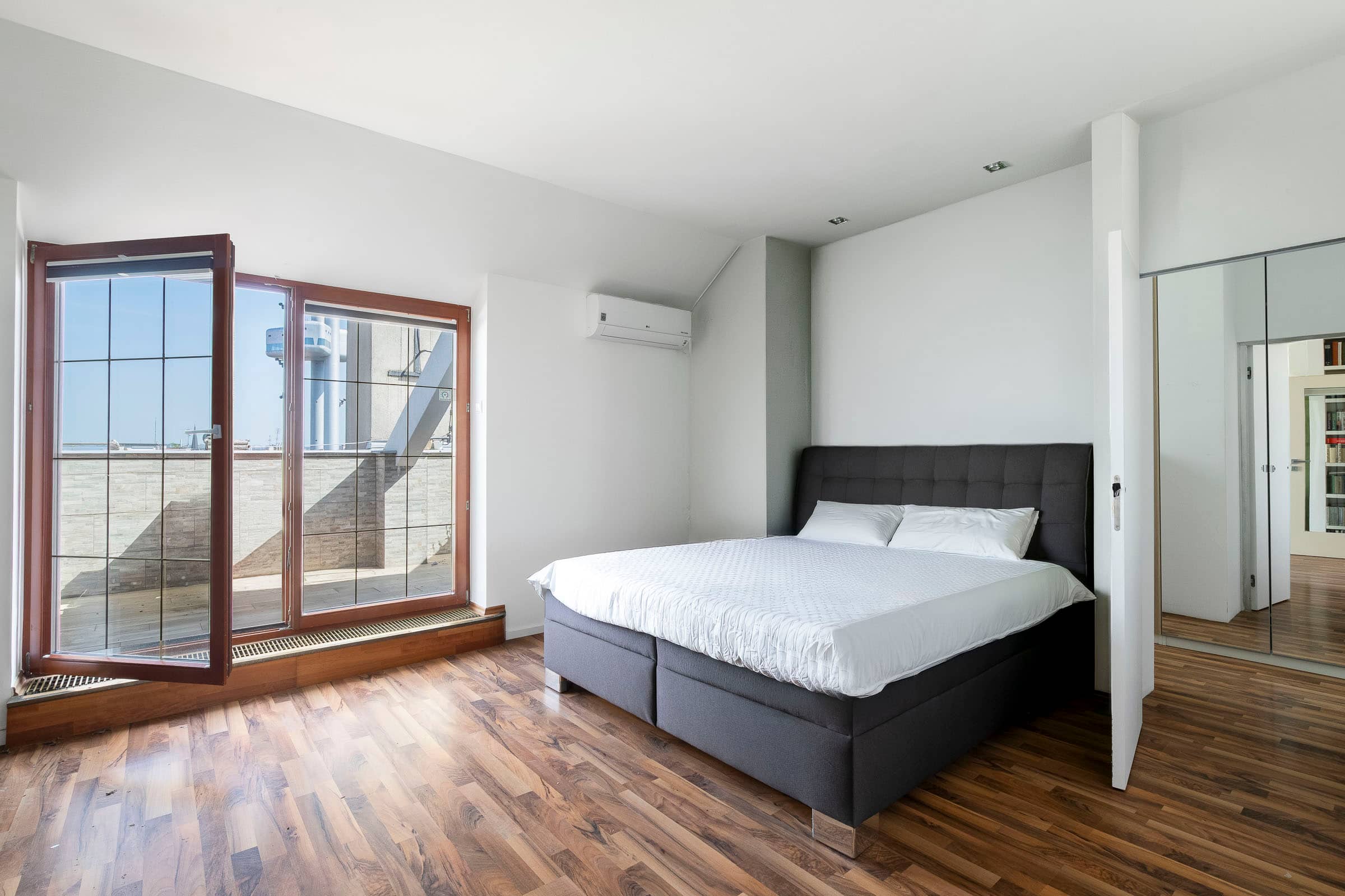 Apartment namesti Jiriho z Podebrad