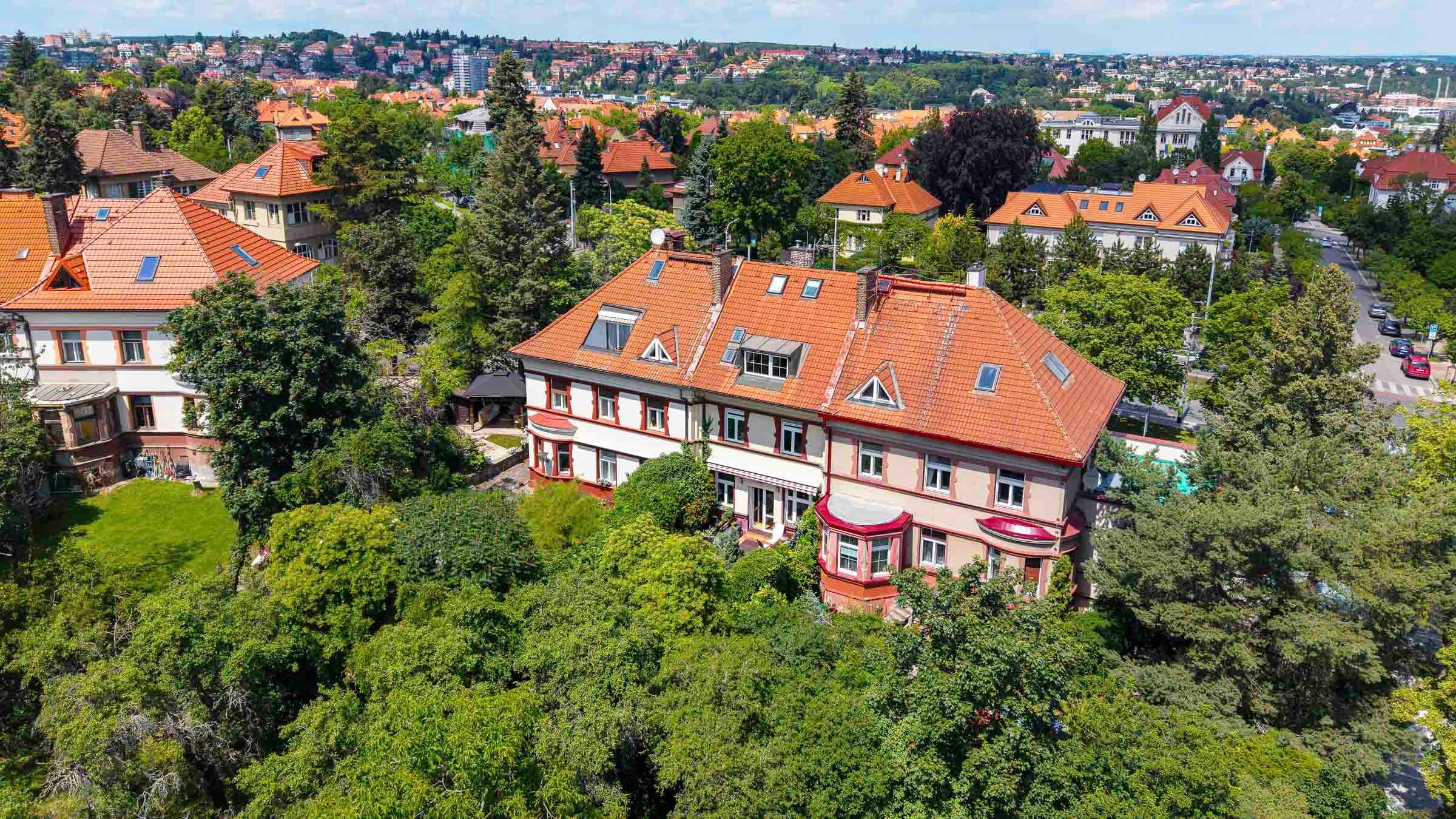 Řadový dům Střešovická