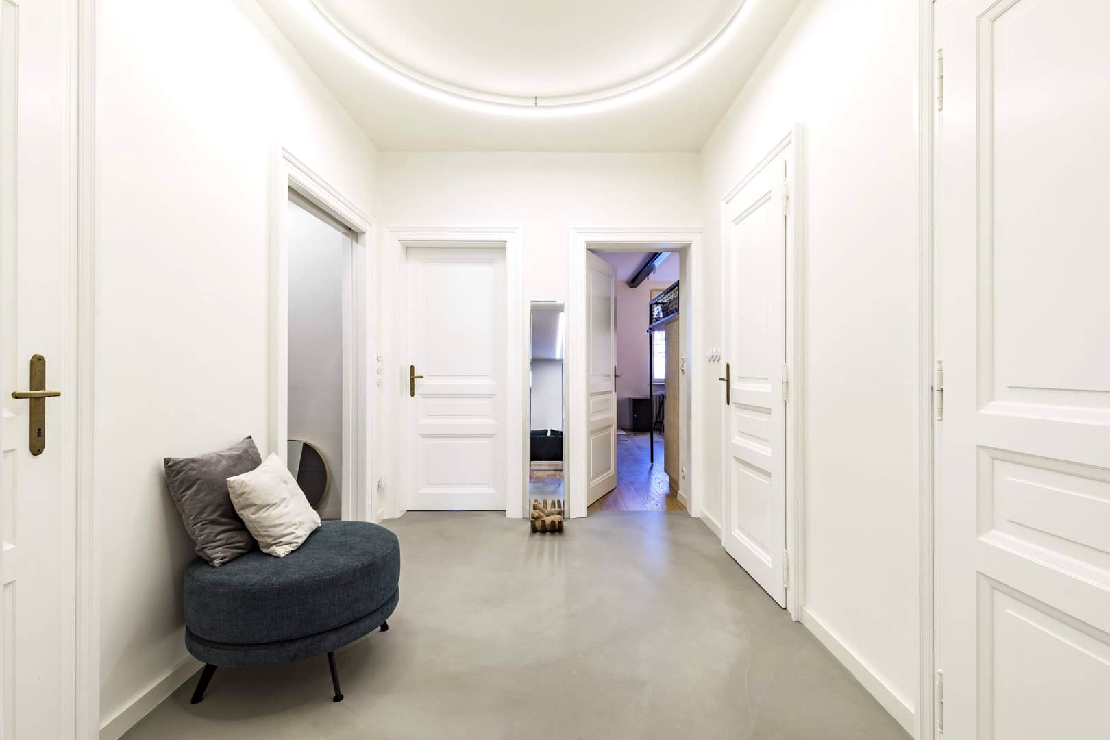 Apartment Manesova