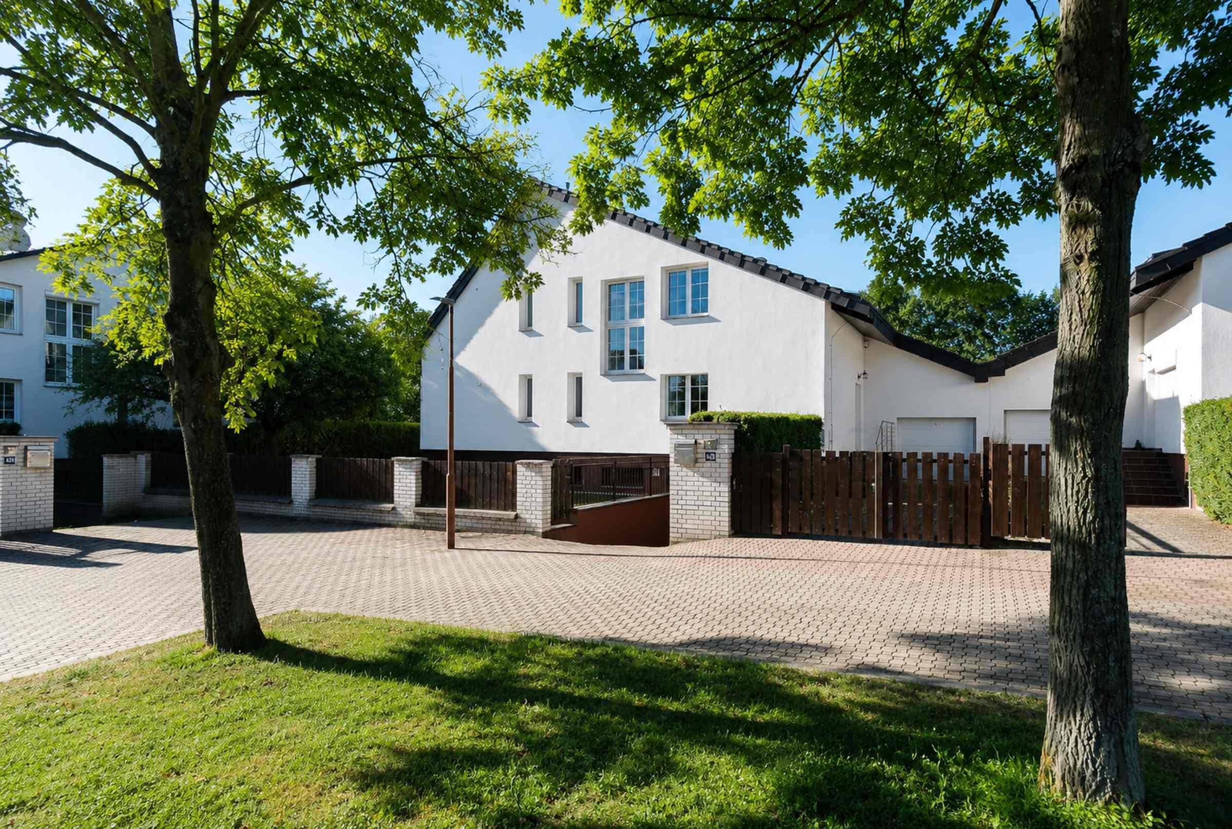 Family house Sadova