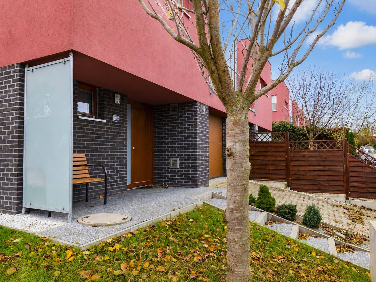 House Zvoncova