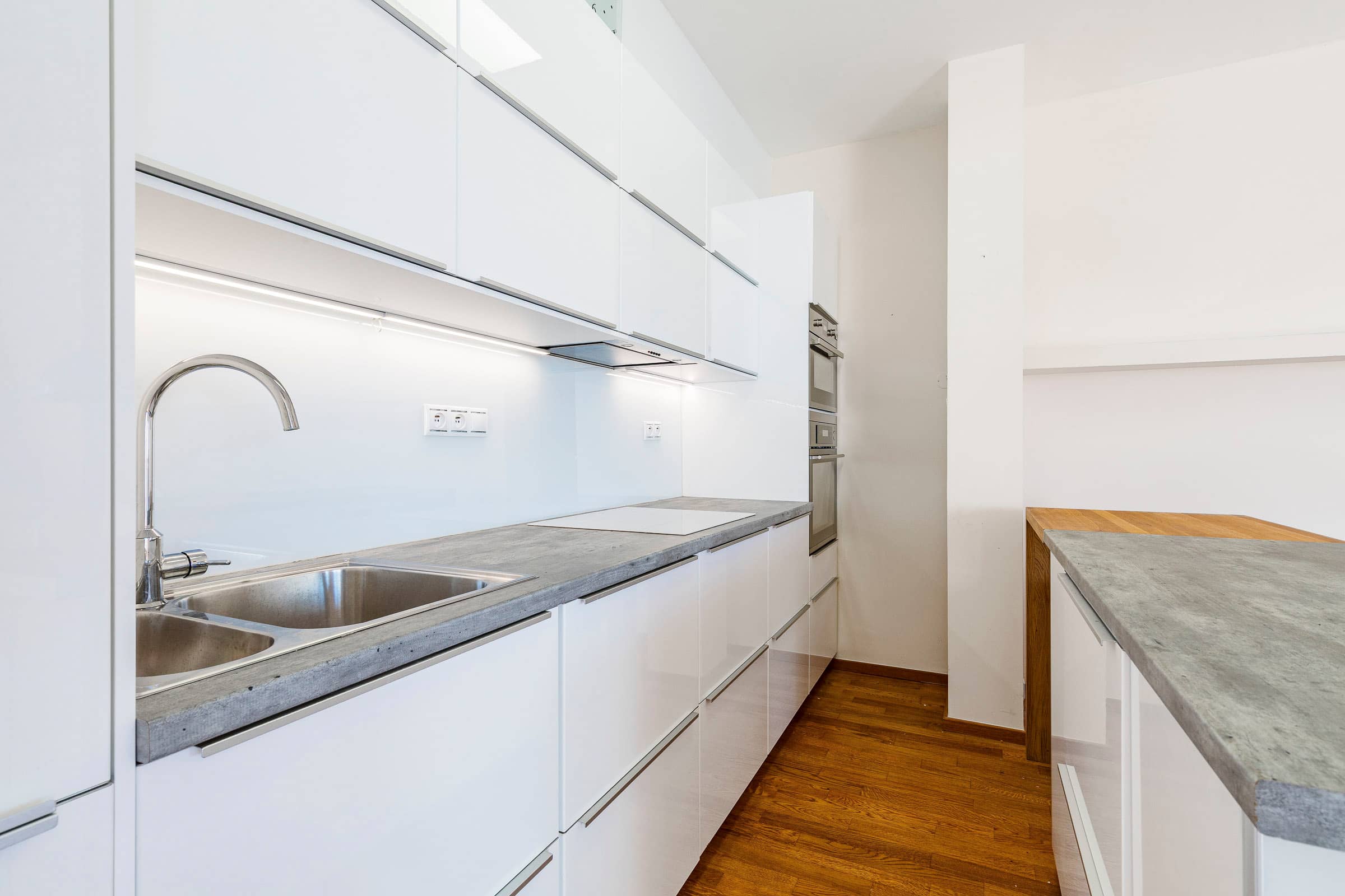 Apartment namesti Jiriho z Podebrad