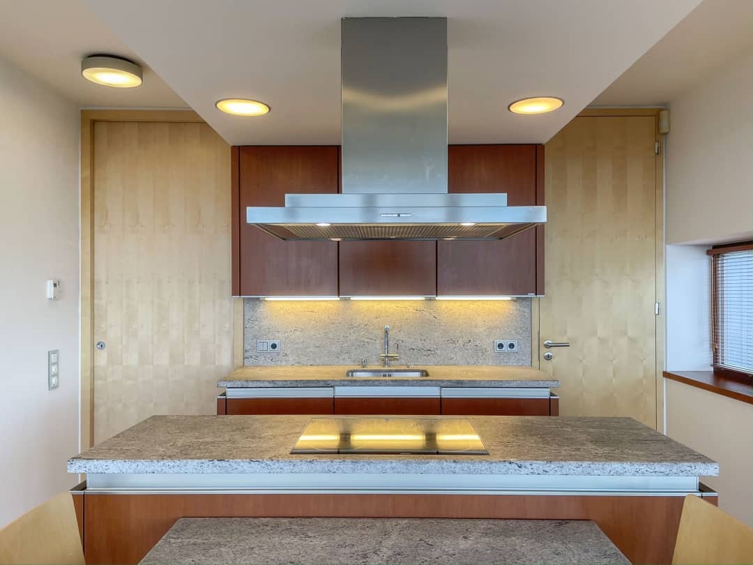 Apartment Sermirska