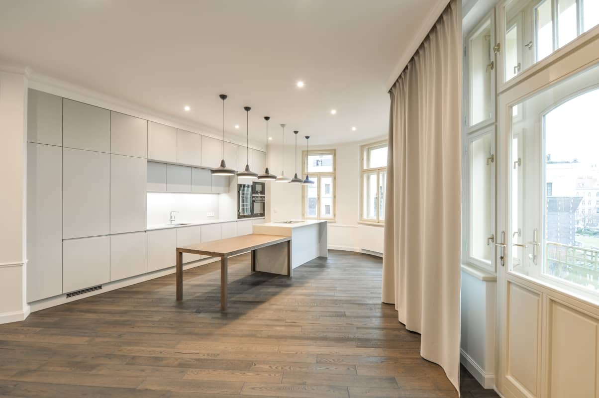 Apartment Laubova