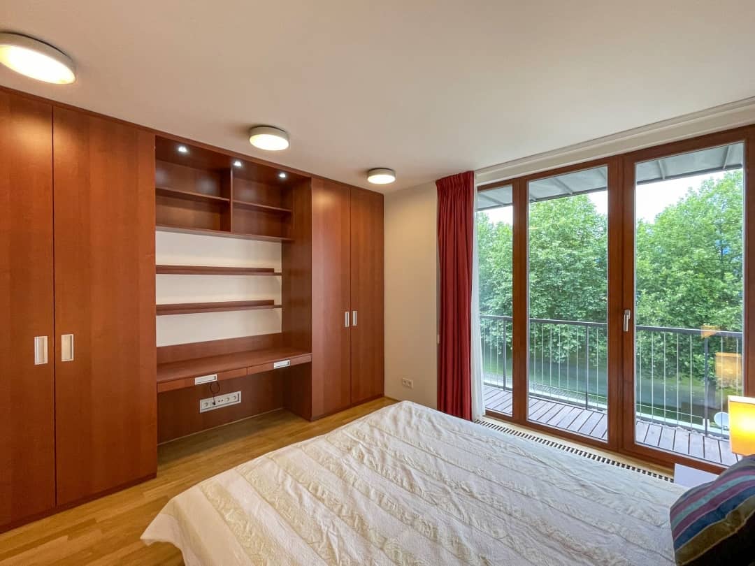 Apartment Sermirska