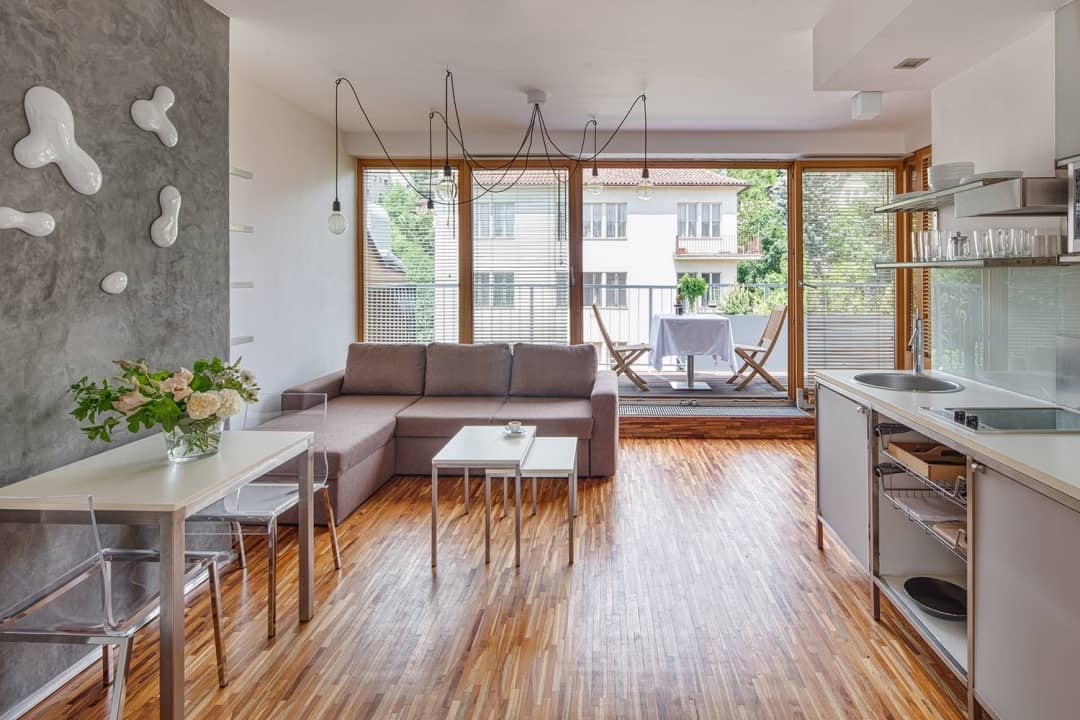 Apartment Holeckova