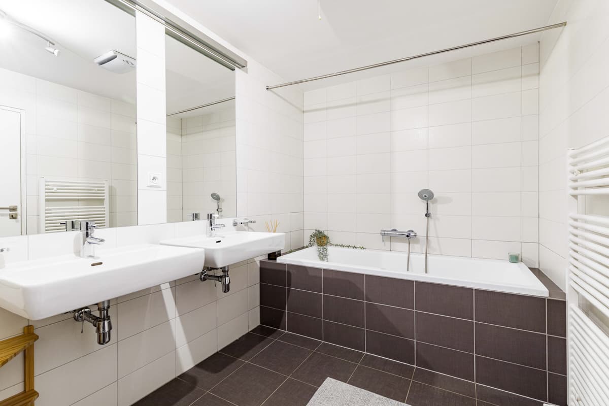 Gallery item 6