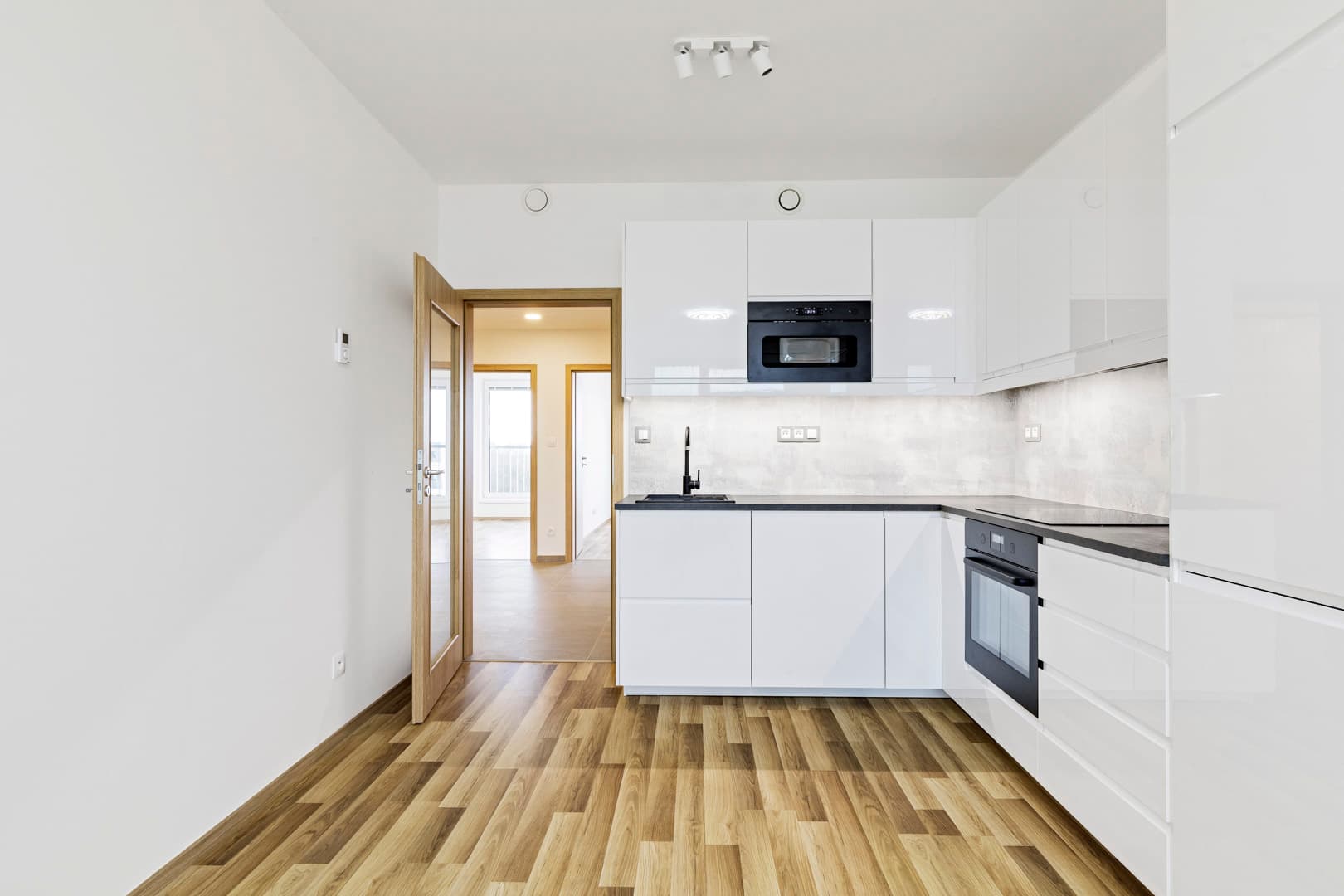 Gallery item 1