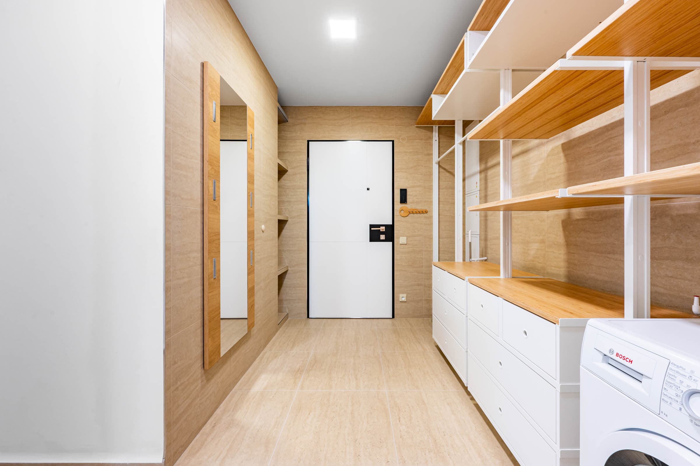 Gallery item 7