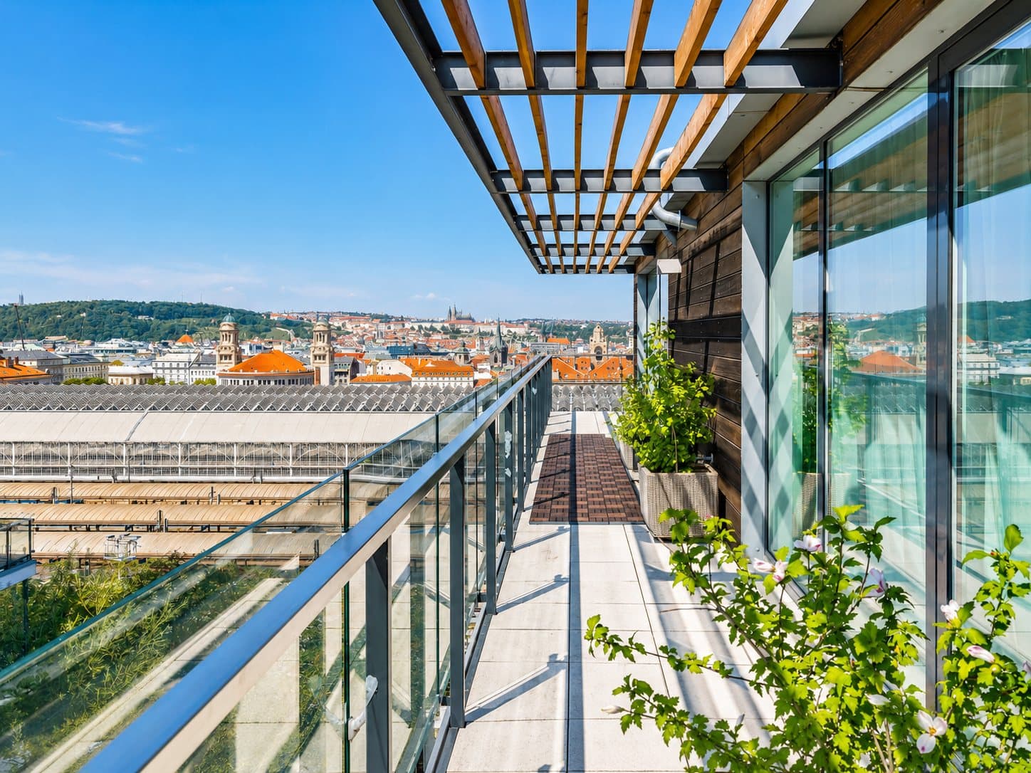 Gallery item 5